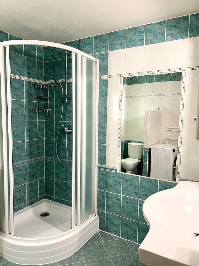 פראג Modern Apartment Krakovska מראה חיצוני תמונה