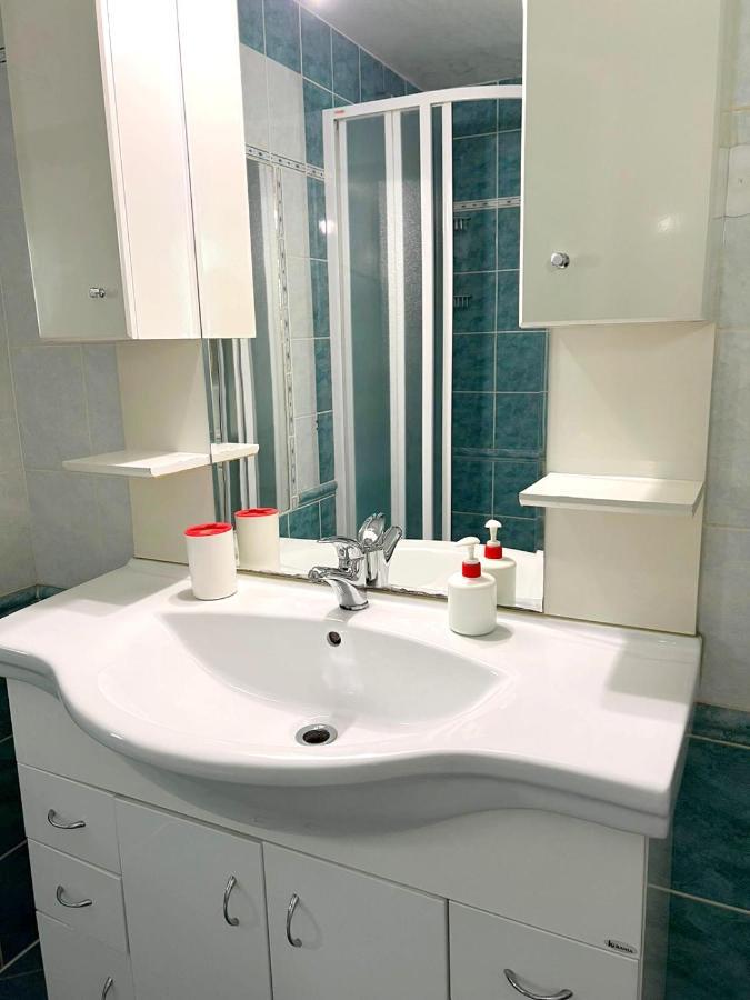 פראג Modern Apartment Krakovska מראה חיצוני תמונה