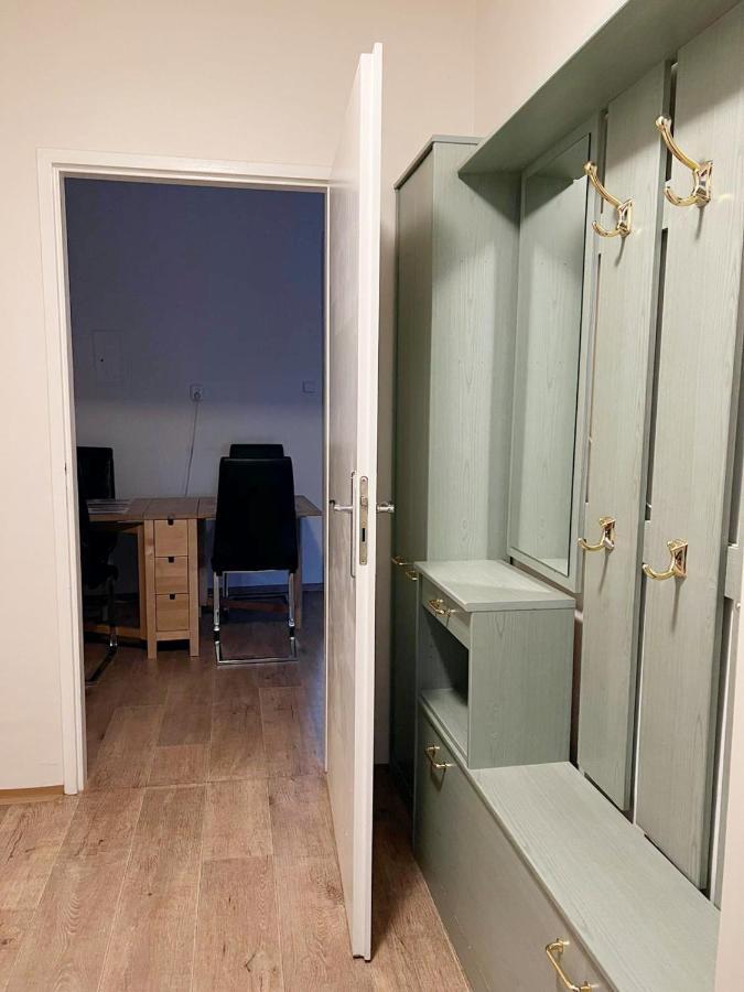 פראג Modern Apartment Krakovska מראה חיצוני תמונה